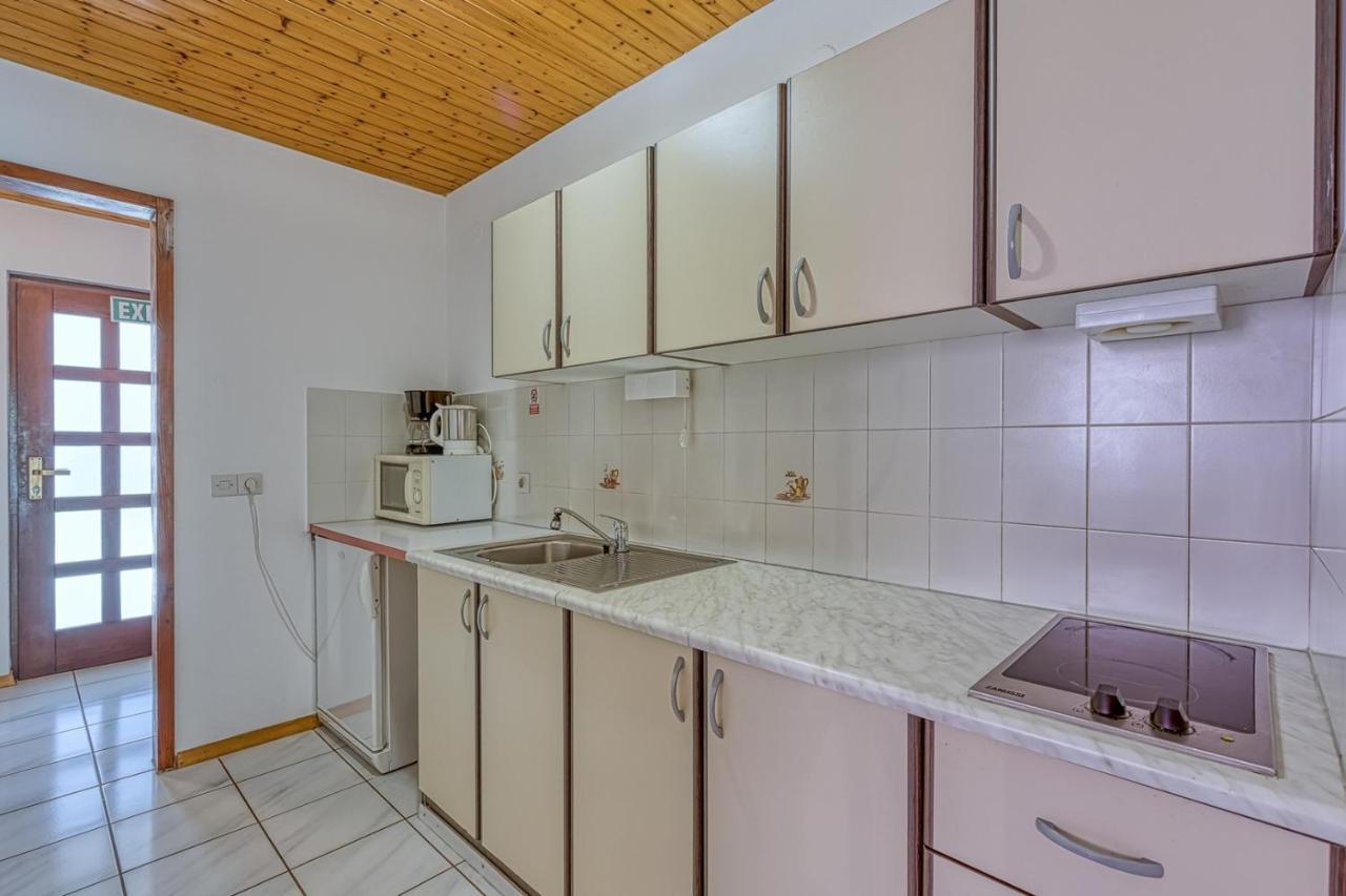 Apartments Kiki Spada โปเรช ภายนอก รูปภาพ