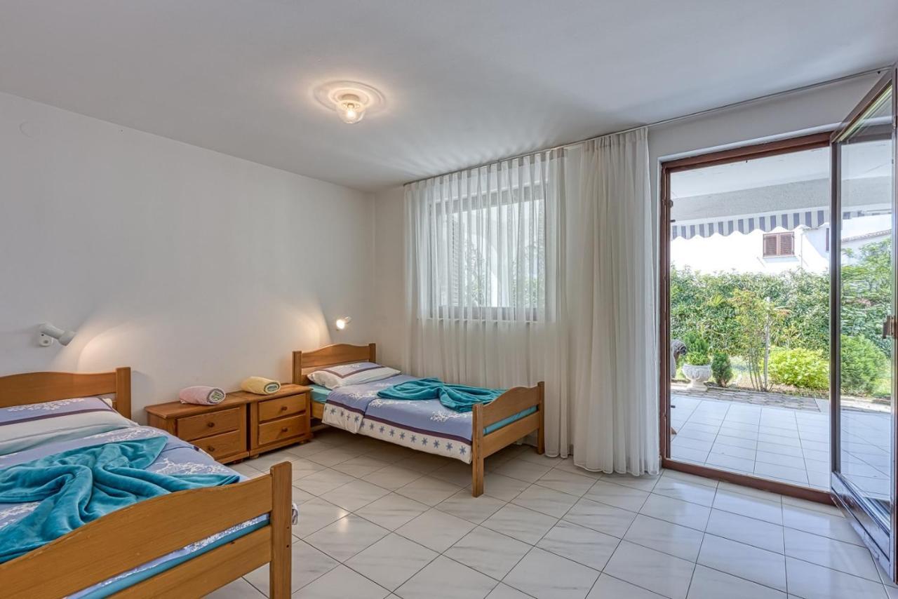 Apartments Kiki Spada โปเรช ภายนอก รูปภาพ